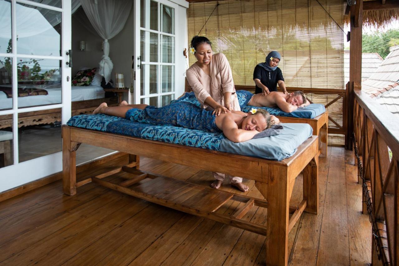Serenity Luxurious Beachfront Villa & Spa With Private Infinity Pool, 8 Guests Gili Air Exterior foto