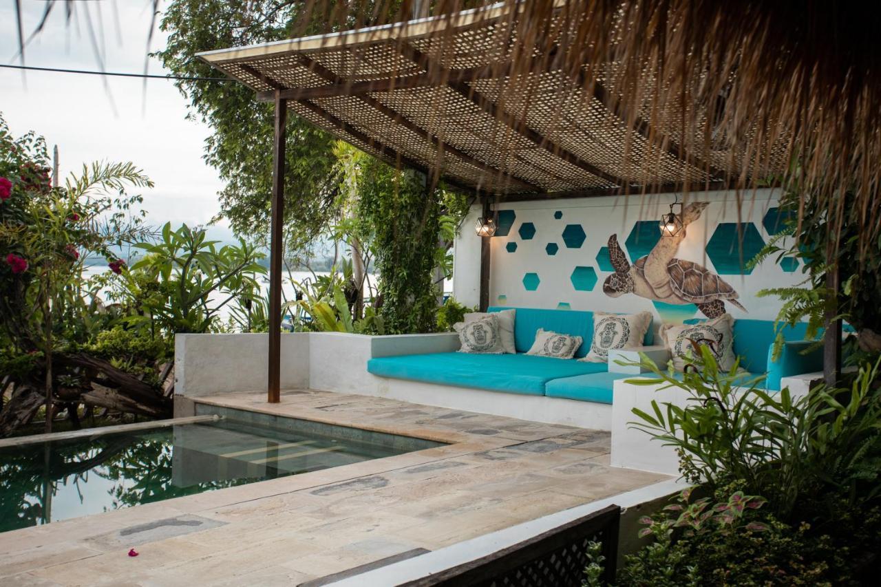 Serenity Luxurious Beachfront Villa & Spa With Private Infinity Pool, 8 Guests Gili Air Exterior foto