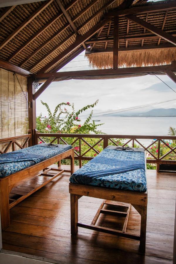 Serenity Luxurious Beachfront Villa & Spa With Private Infinity Pool, 8 Guests Gili Air Exterior foto