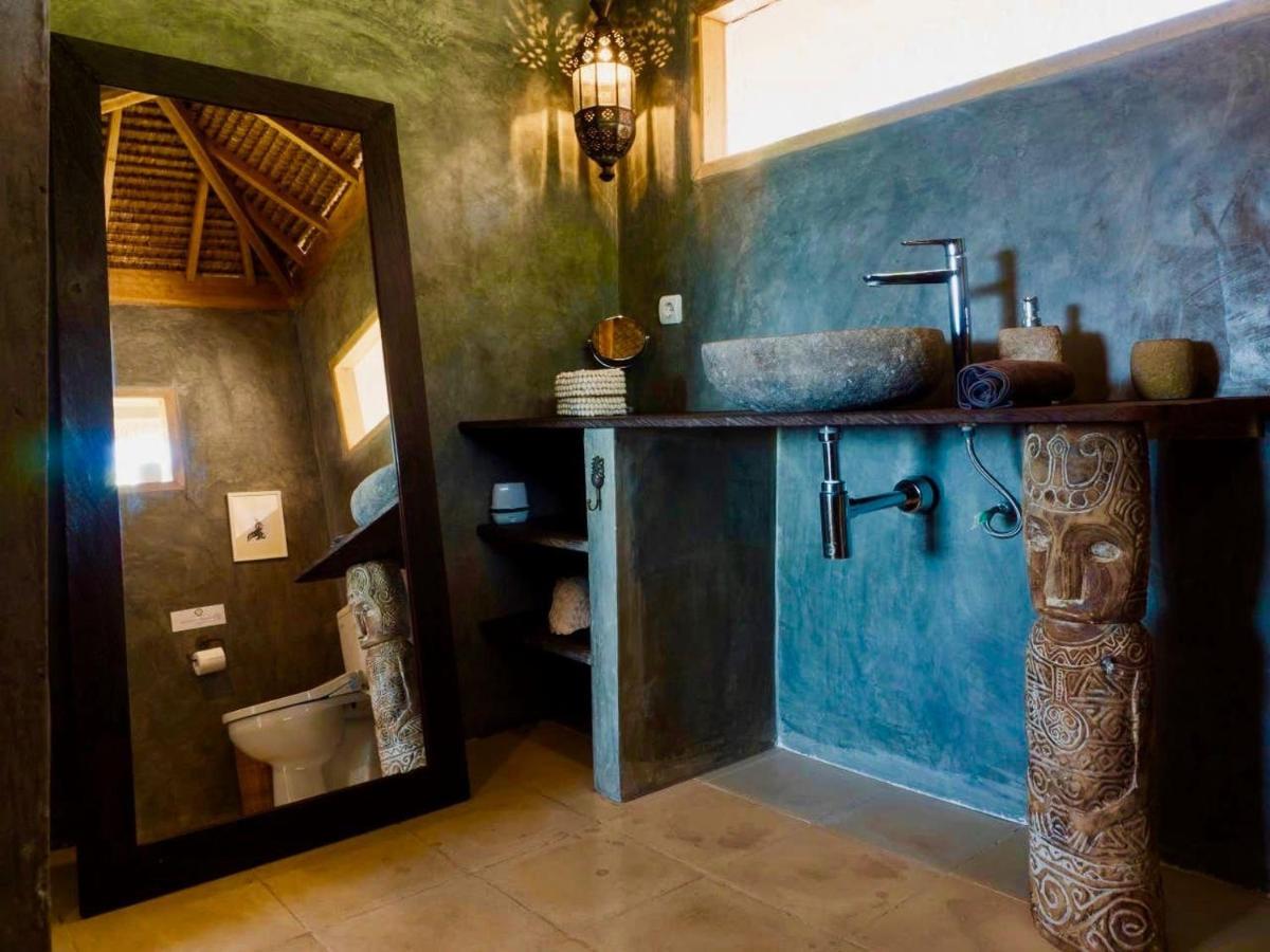 Serenity Luxurious Beachfront Villa & Spa With Private Infinity Pool, 8 Guests Gili Air Exterior foto