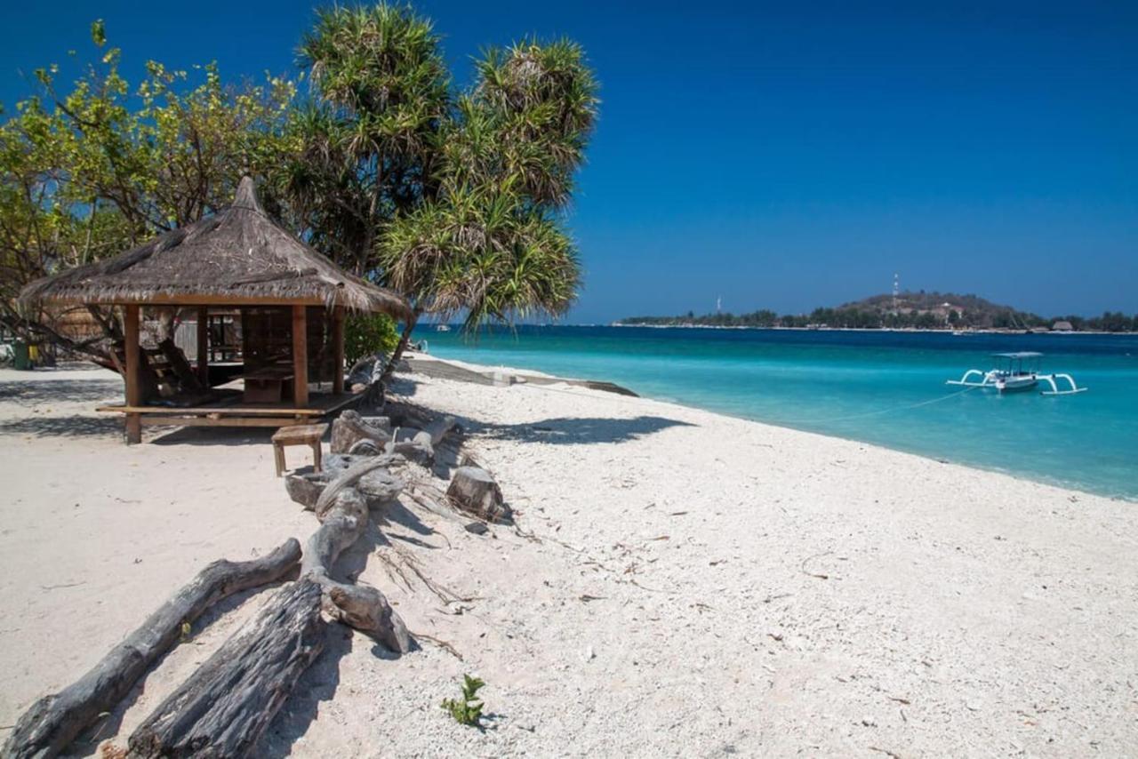 Serenity Luxurious Beachfront Villa & Spa With Private Infinity Pool, 8 Guests Gili Air Exterior foto