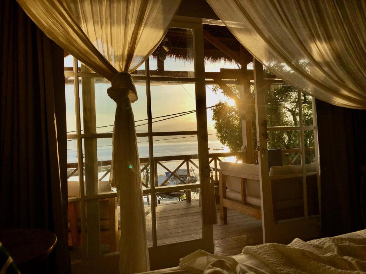 Serenity Luxurious Beachfront Villa & Spa With Private Infinity Pool, 8 Guests Gili Air Exterior foto